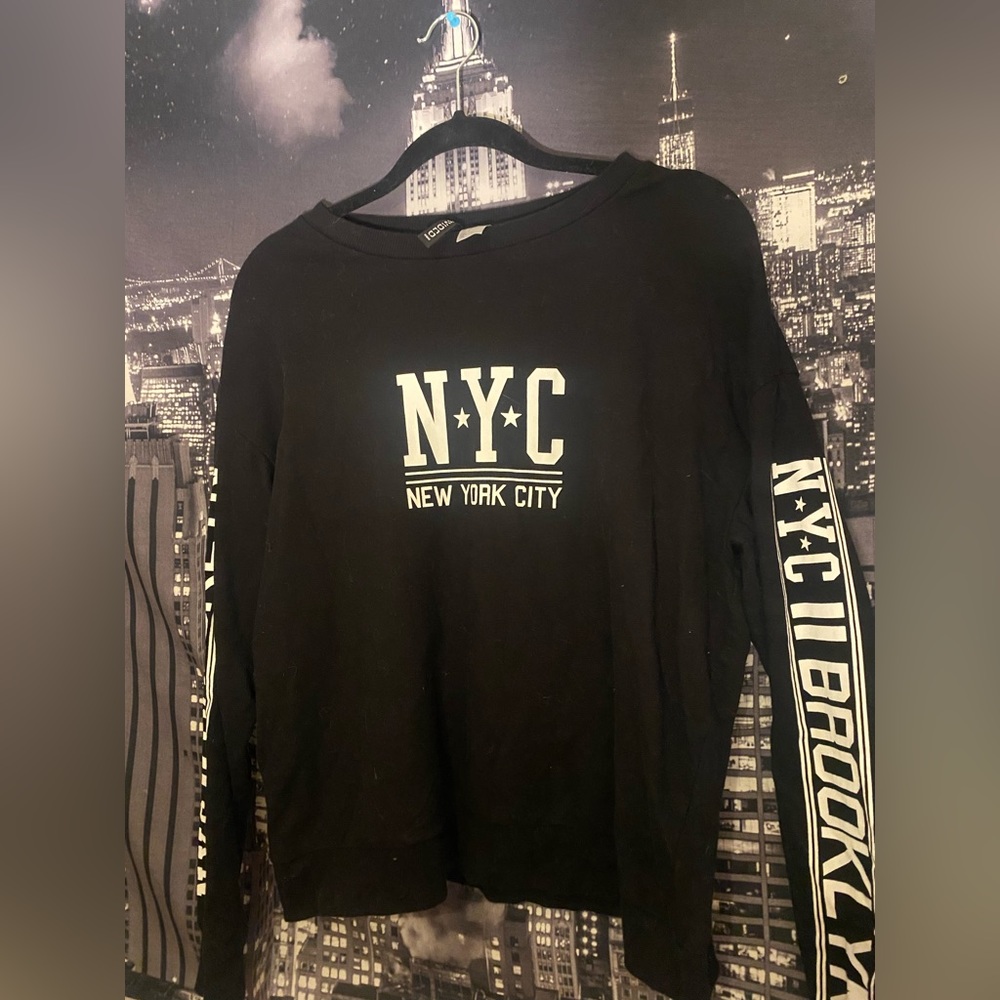 NYC H&M Sweatshirt